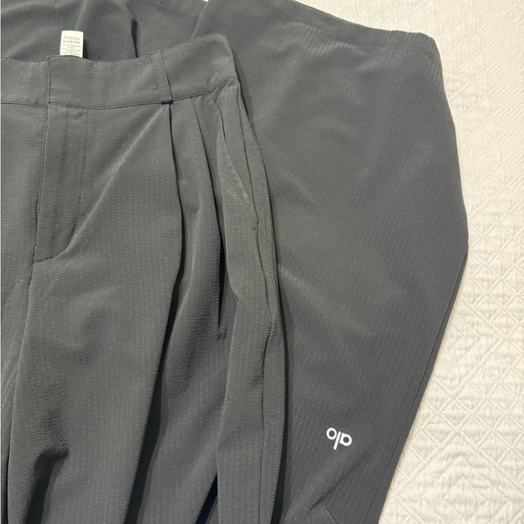 Alo High-Waist Dreamscape Trouser (Regular)pant - Picture 3 of 6